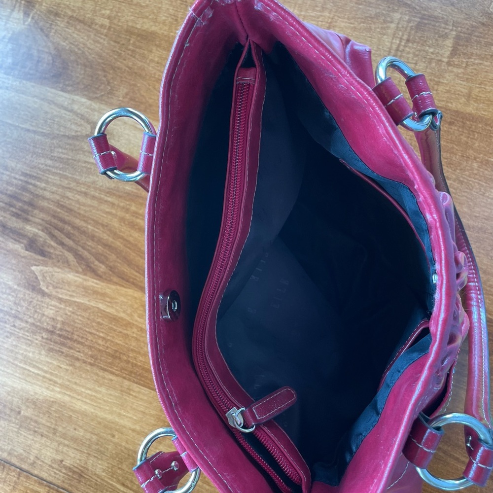 Beautiful Red Purse! - Picture 4 of 4